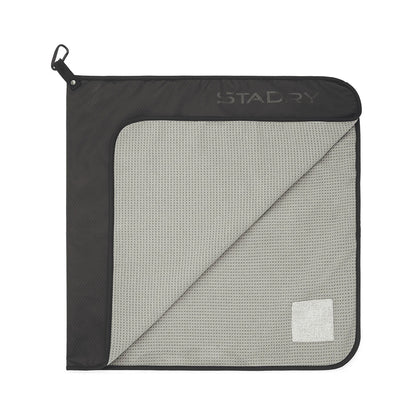 Titleist StaDry Performance Towel/Bag Hood